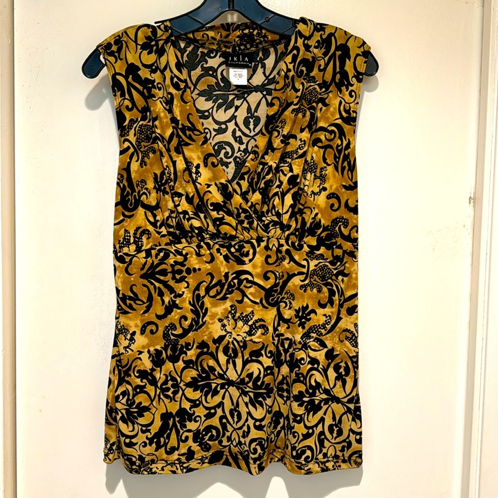 JKLA tan with black scrollwork sleeveless top